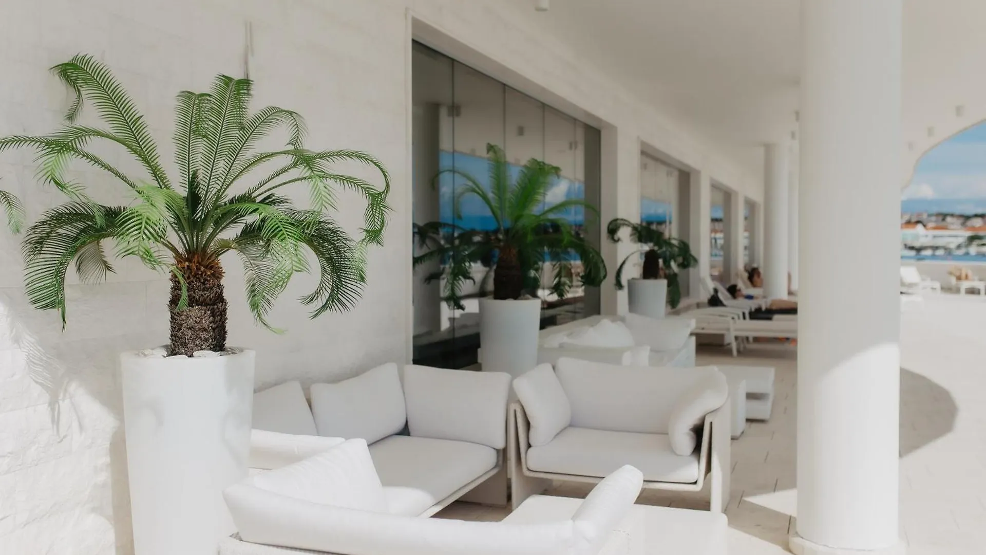 Luxury Hotel Amabilis 塞尔瑟