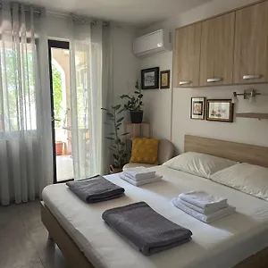 Apartman Stefanija, Selce