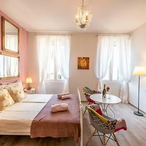 Apartman Old Romantic 3 Pula
